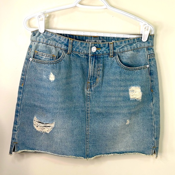 Noisy May Distressed Who Care Care Denim Jeans Skirt Size Medium - Picture 4 of 13